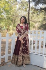 Pakistanais femme robe d'occasion  Expédié en France