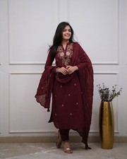 Pakistani embroidered salwar d'occasion  Expédié en Belgium