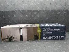 Usado, Hampton Bay 240 lúmens LED luz de caminho acabamento preto construção metálica comprar usado  Enviando para Brazil