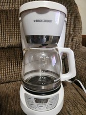 Cafeteira programável Black Decker 12 xícaras CM1050W branca funciona comprar usado  Enviando para Brazil