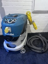 Makita vc4210mx 110v for sale  READING