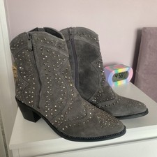 Moda pelle calita for sale  BURY