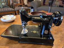 Singer 221k featherweight d'occasion  Mont-Saint-Martin