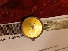 Elégante montre quartz d'occasion  Feytiat