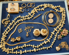 Lot bijoux fantaisie d'occasion  Roubaix