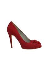 Beyond skin women for sale  MARKET HARBOROUGH