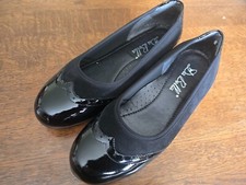 Wider fit bella for sale  NEWPORT PAGNELL