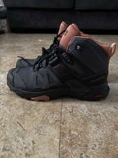 Salomon women size for sale  Montebello