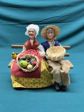 Estatueta vintage Santons de Provence 8" casal com frutas em um banco argila terracota comprar usado Estatueta vintage Santons de Provence 8" casal com frutas em um banco argila terracota comprar usado  Enviando para Brazil