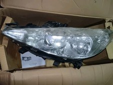 Faro anteriore sinistro usato  Maddaloni