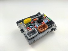 Używany, Peugeot 308 SW 2010 Inna skrzynka bezpieczników 9666700480 RGC7231 na sprzedaż Używany, Peugeot 308 SW 2010 Inna skrzynka bezpieczników 9666700480 RGC7231 na sprzedaż  PL