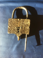 Grand cadenas malle d'occasion Grand cadenas malle d'occasion  Nantes-