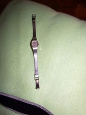 Kleine silberne damenarmbanduh gebraucht kaufen  Kleve