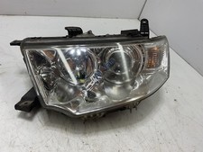 Farol MITSUBISHI L200 KA/KB KA T,KB T,ML,MN lado esquerdo 8301c013 comprar usado  Enviando para Brazil