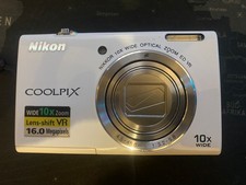 Nikon coolpix s6200 usato  Roma