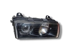 BMW 3 E36 1993 przedni prawy reflektor 8353802 DBM15300 na sprzedaż BMW 3 E36 1993 przedni prawy reflektor 8353802 DBM15300 na sprzedaż  PL