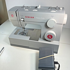 Singer 4423 heavy for sale  Klamath Falls