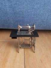 Miniatura macchina cucire usato  Padova