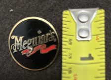 Pin de gravata chapéu lapela detalhe esmalte cera automotivo publicidade Meguiar lembrança comprar usado Pin de gravata chapéu lapela detalhe esmalte cera automotivo publicidade Meguiar lembrança comprar usado  Enviando para Brazil