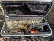 Saxofone alto Jupiter JAS-710 com estojo rígido banda de instrumentos de latão usado comprar usado  Enviando para Brazil