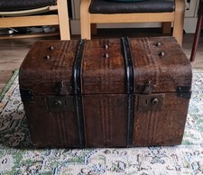 Vintage metal trunk for sale  SOUTHAMPTON