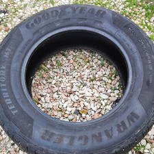 Gomme usate 255 usato  Mondolfo