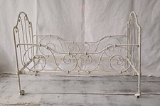 Französisches puppenbett wei� gebraucht kaufen Französisches puppenbett wei� gebraucht kaufen  Edertal