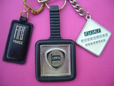 Lot 3  Porte clés - Automobile LANCIA  FIAT  Italia comprar usado Lot 3  Porte clés - Automobile LANCIA  FIAT  Italia comprar usado  Enviando para Brazil