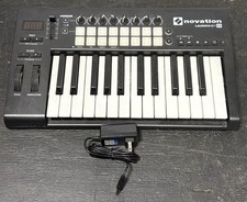 Novation Launchkey Mini Mk2 25 teclas teclado midi unidade controladora de música comprar usado  Enviando para Brazil