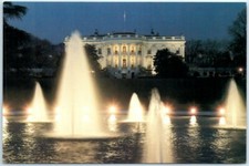 Fontes salpicadas no gramado sul da Casa Branca - Washington, D.C. comprar usado  Enviando para Brazil