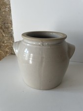 Ancien petit pot d'occasion  Saint-Georges-de-Reneins