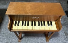 Usado, Vintage JAYMAR Vertical 25 Teclas Miniatura Piano Infantil - Teclas de Trabalho ~ Antigo Década de 1940 comprar usado  Enviando para Brazil