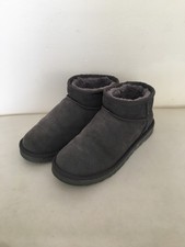 Ugg mini women for sale Ugg mini women for sale  NEWARK