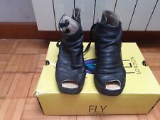 Chaussures fly d'occasion  Fumay