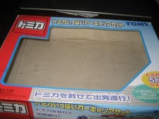 Tomica tomy boite d'occasion  Châlus