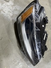 Conjunto de farol direito halogênio para 2011-2016 Volkswagen Jetta 175 022-52 RE comprar usado  Enviando para Brazil