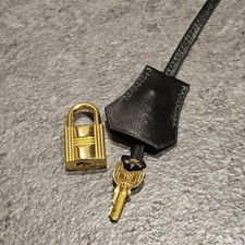 Hermes padlock cadena d'occasion  Expédié en Belgium