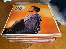 elvis presley singles for sale elvis presley singles for sale LEIGHTON BUZZARD