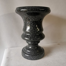 Vase funéraire quartz d'occasion  Boussac