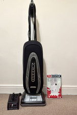 Oreck signature plus for sale  FARNBOROUGH