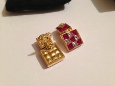 Orecchini gianni versace usato  Italia