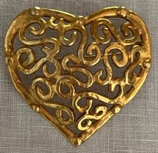 Broche coeur dorée d'occasion  Aix-en-Provence-