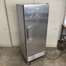 True reach refrigerator for sale  Saint Joseph