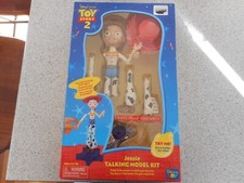KIT MODELO FALANTE TOY STORY2 THINKWAY TOYS DISNEY PIXAR JESSIE NA CAIXA comprar usado  Enviando para Brazil