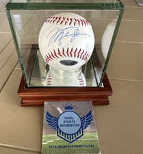 Bola de beisebol autografada assinada por Michael Jordan. Autenticado (sem exibição incluída) comprar usado  Enviando para Brazil