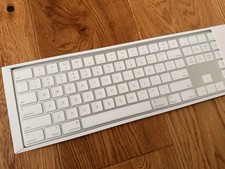 Brand newgenuine apple for sale  LONDON