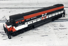 Locomotora diésel motorizada Mehano escala H0 T015 New Haven #1802 segunda mano  Embacar hacia Mexico