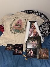 (LEIA A DESCRIÇÃO ANTES DE COMPRAR) Coleção Melanie Martinez: CD Assinado, Camisa Tour, etc comprar usado  Enviando para Brazil