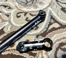 Trilho Cinelli haste 3T italiano ARX II Pro preto/branco 4 parafusos 100mm x 31.8mm comprar usado  Enviando para Brazil