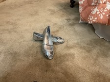 shoes vince camuto for sale  Eastport